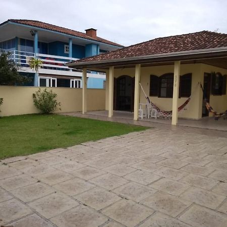 Casa Guaratuba Espacosa E Confortavel 外观 照片